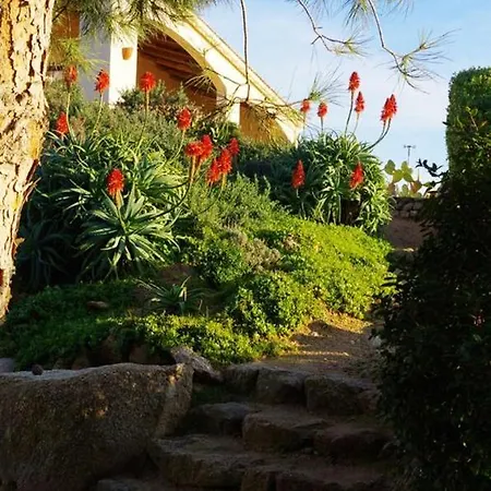 Maison De 3 Chambres A A 400 M De La Avec Vue Sur La Jardin Amenage Et Wifi Holiday home *