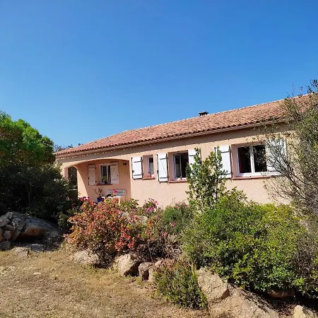 Maison De 3 Chambres A A 400 M De La Avec Vue Sur La Jardin Amenage Et Wifi Holiday home *